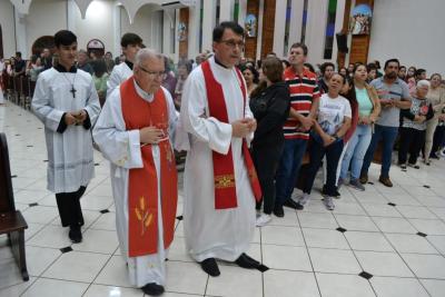 Encerramento das Novenas em louvor a Sant´Ana foi presidida pelo Bispo Dom Amilton